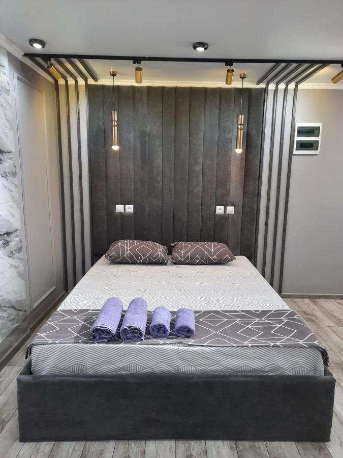 Люкс Академика Сатпаева 19 Apartamento Pavlodar Exterior foto