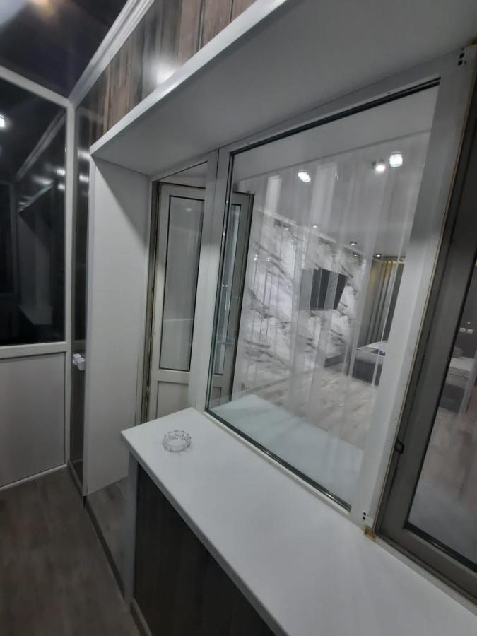 Люкс Академика Сатпаева 19 Apartamento Pavlodar Exterior foto