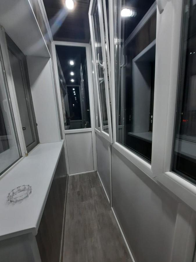 Люкс Академика Сатпаева 19 Apartamento Pavlodar Exterior foto