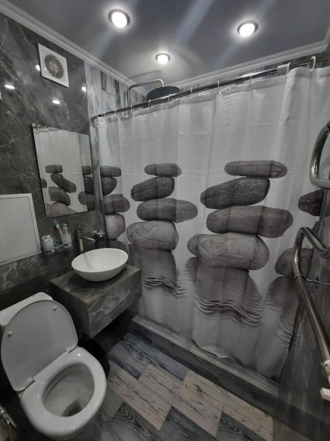 Люкс Академика Сатпаева 19 Apartamento Pavlodar Exterior foto