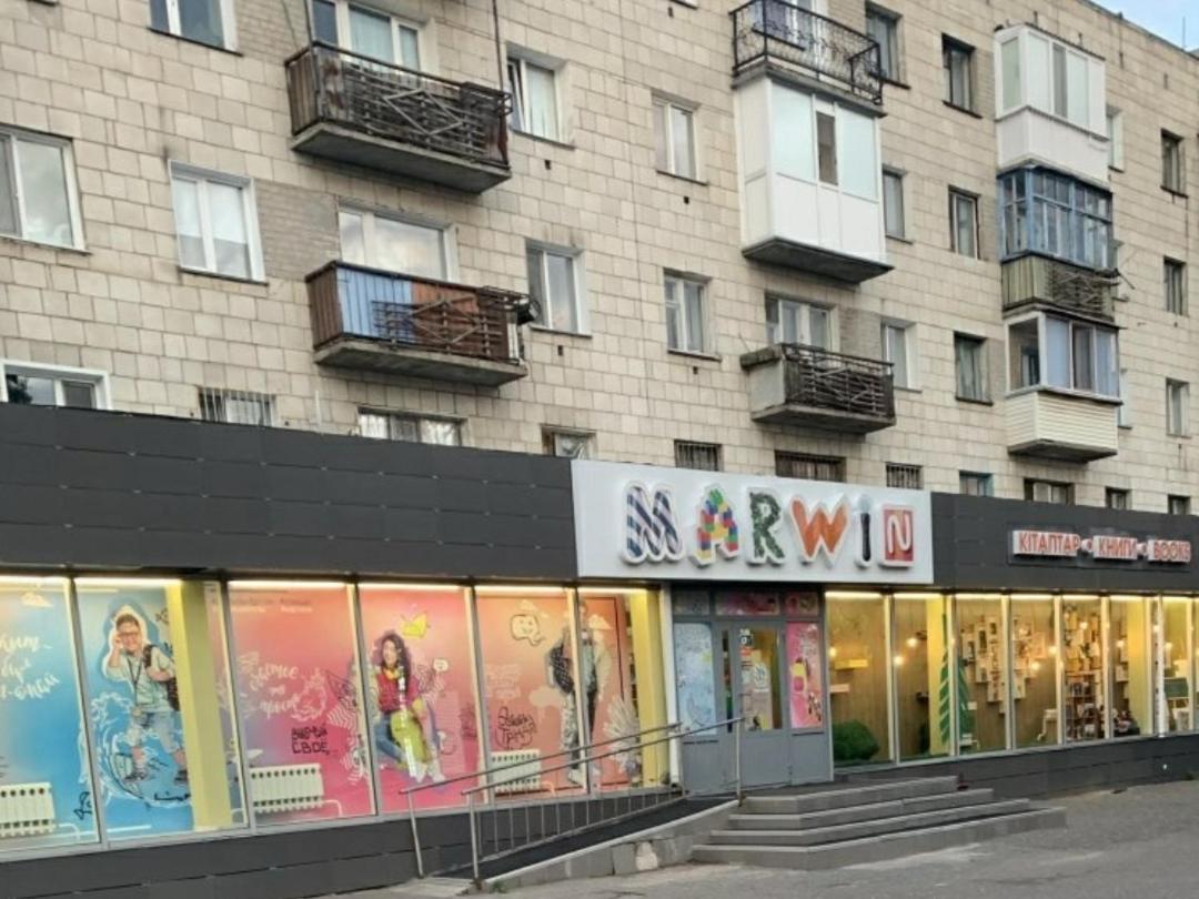 Люкс Академика Сатпаева 19 Apartamento Pavlodar Exterior foto
